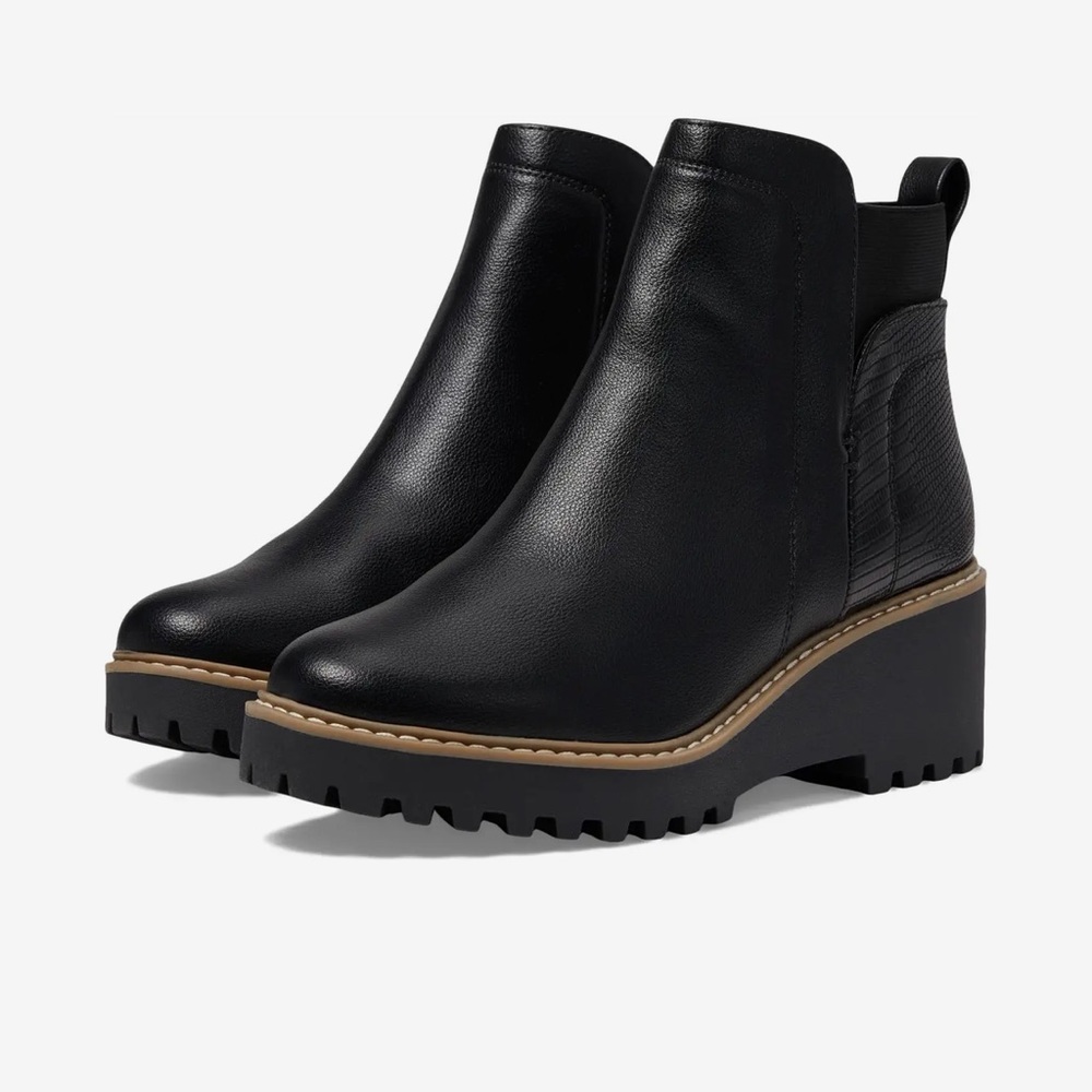 Dolce Vita Rielle Lug Sole Chelsea Boot Black Exotic